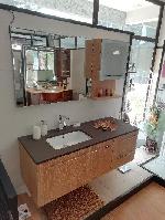 arredo bagno cm 135 con top in quarzo .
prezzo listino â‚¬ 2.770
prezzo expo    â‚¬ 1.250