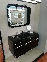 arredo bagno cm 100 con top in cristallo
prezzo listino â‚¬ 2.790
prezzo expo â‚¬ 1.590